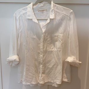 XiRENA white cotton button down